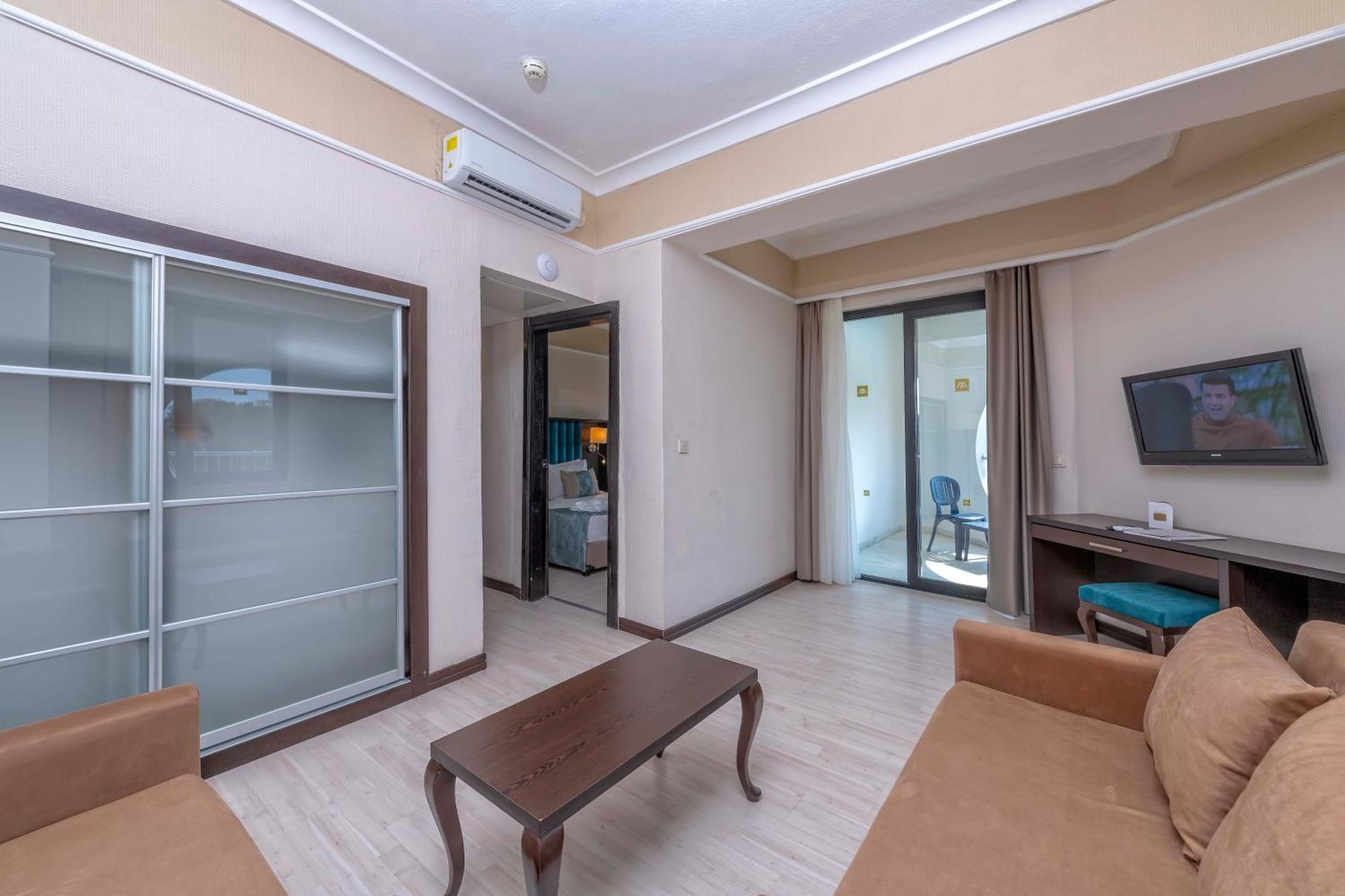 Hotel Asteria Collection 5*